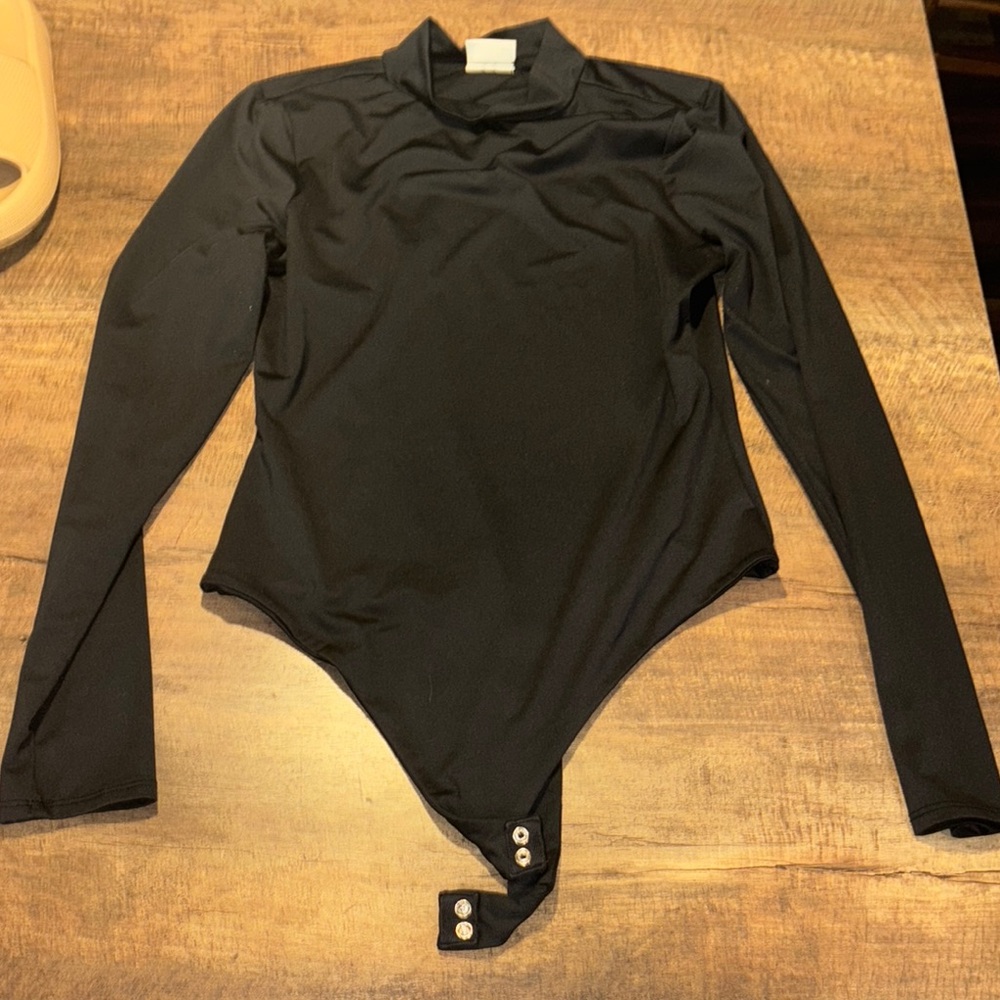 Rue21 Black Long Sleeve Bodysuit